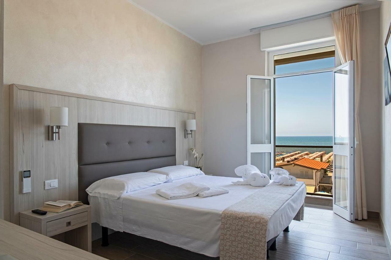 Hotel Biagi & Residence Lido di Camaiore Exterior photo