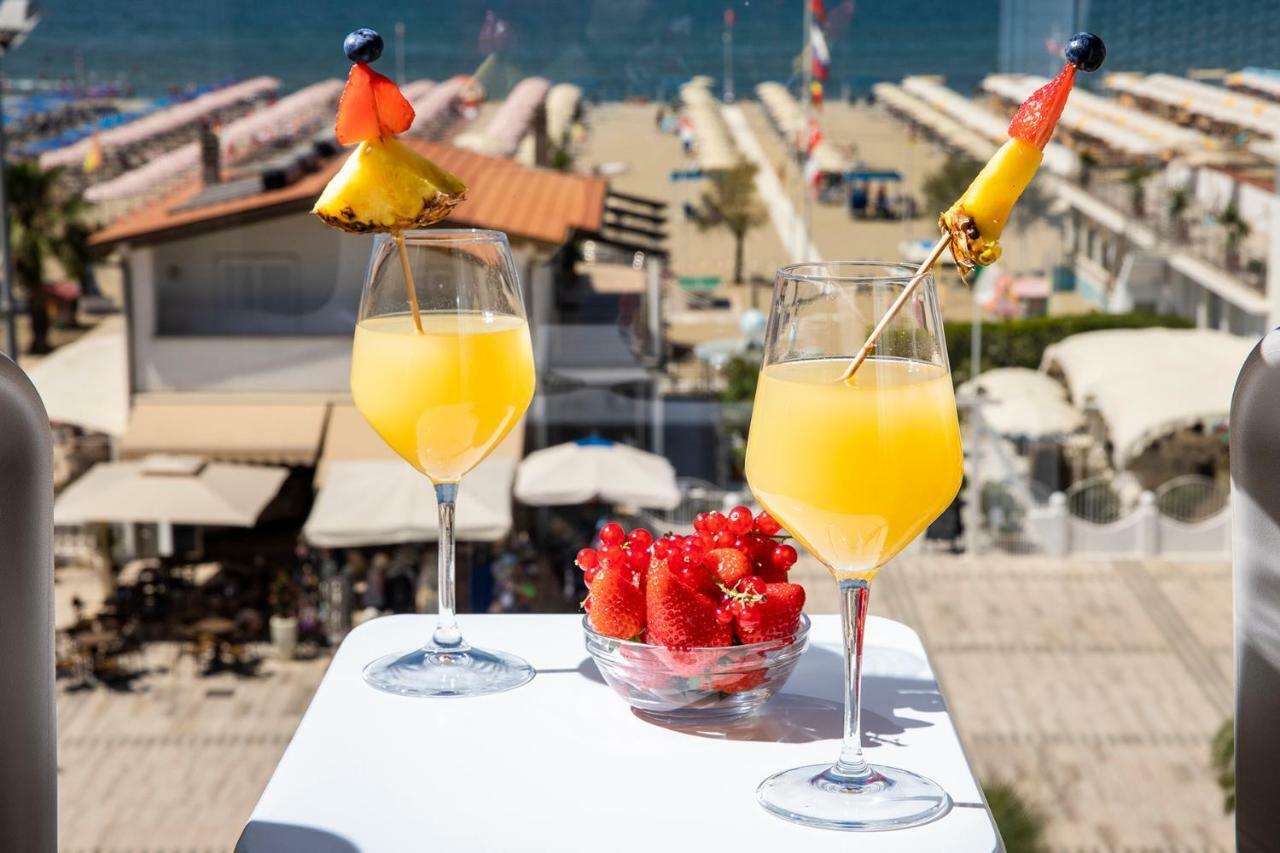 Hotel Biagi & Residence Lido di Camaiore Exterior photo