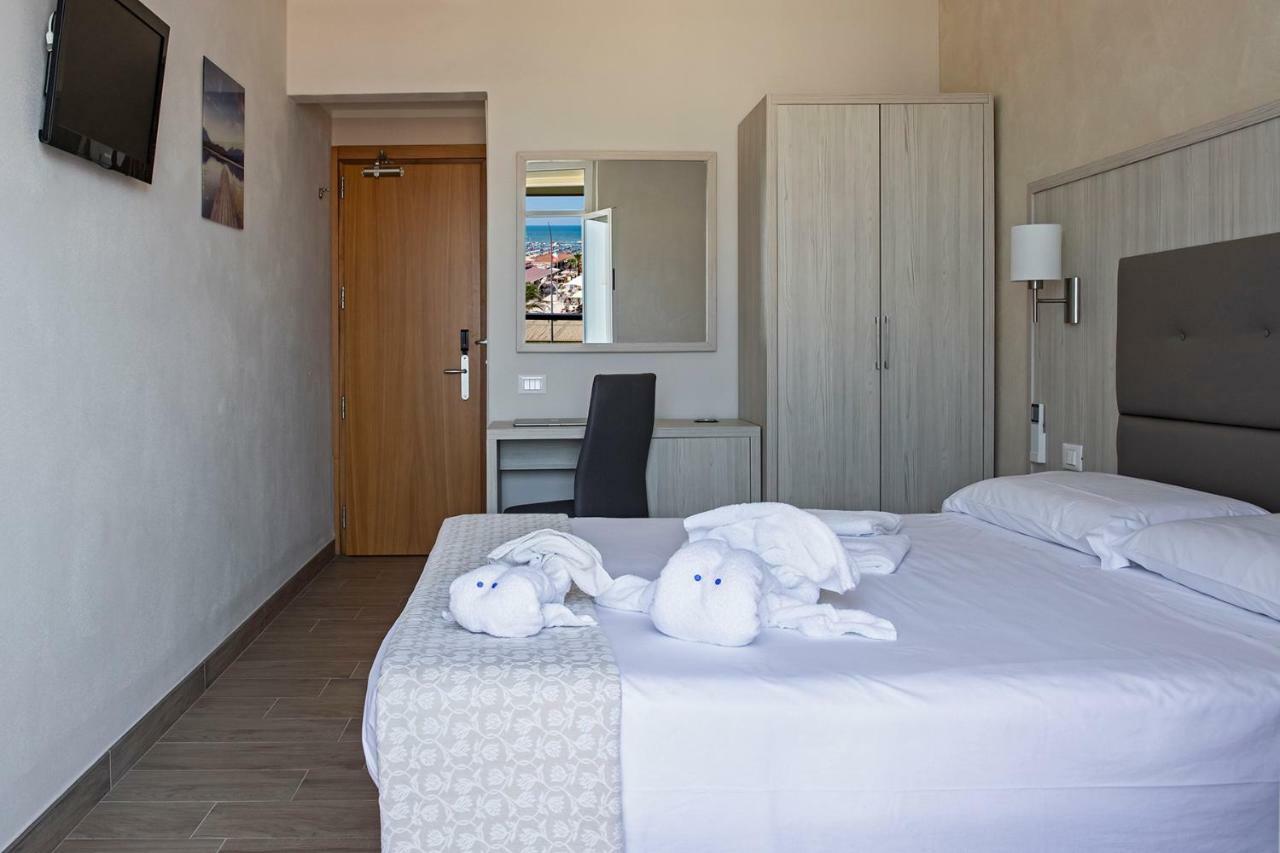 Hotel Biagi & Residence Lido di Camaiore Exterior photo